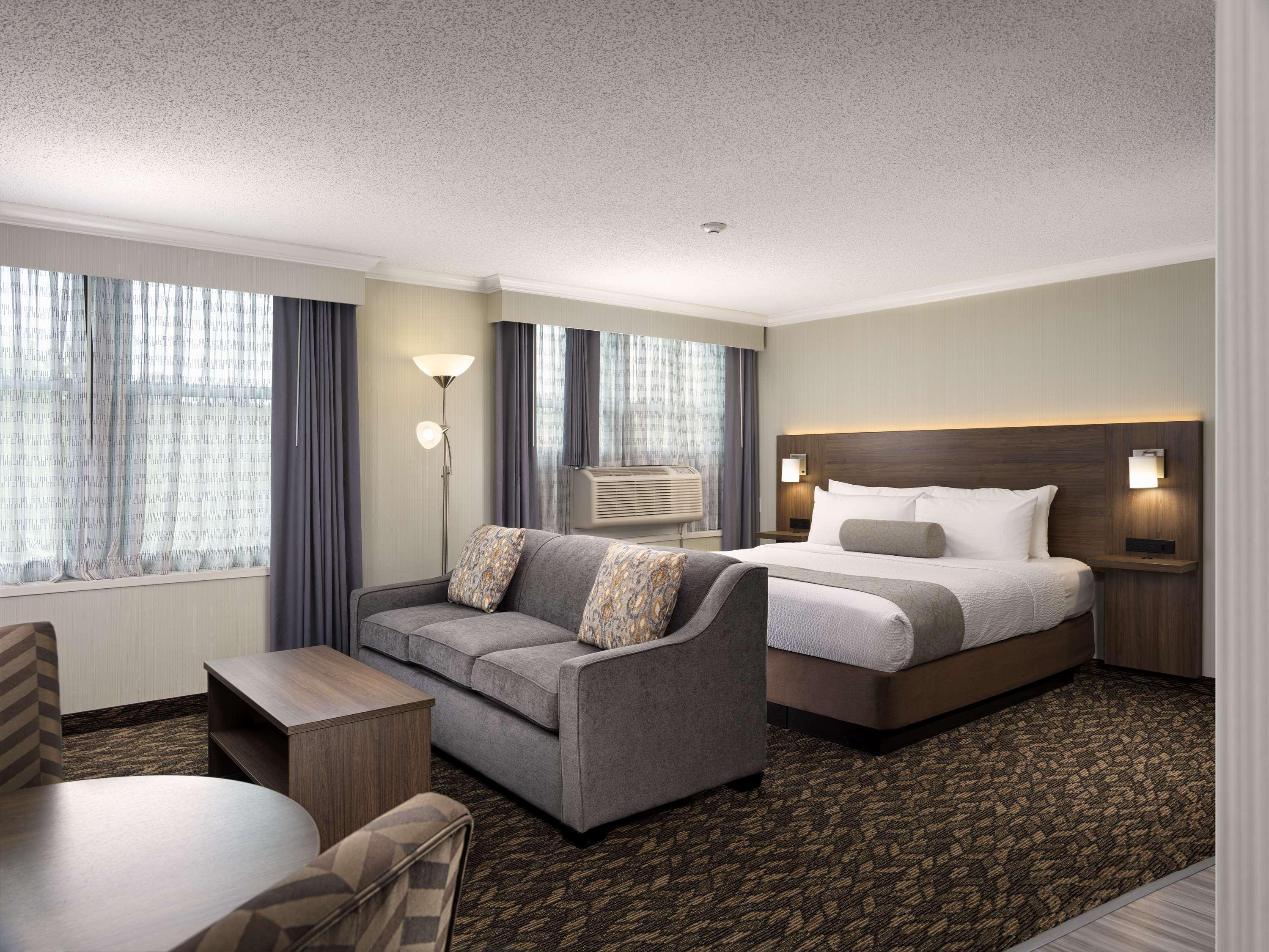 Best Western Plus Carlton Plaza Hotel Βικτώρια Εξωτερικό φωτογραφία