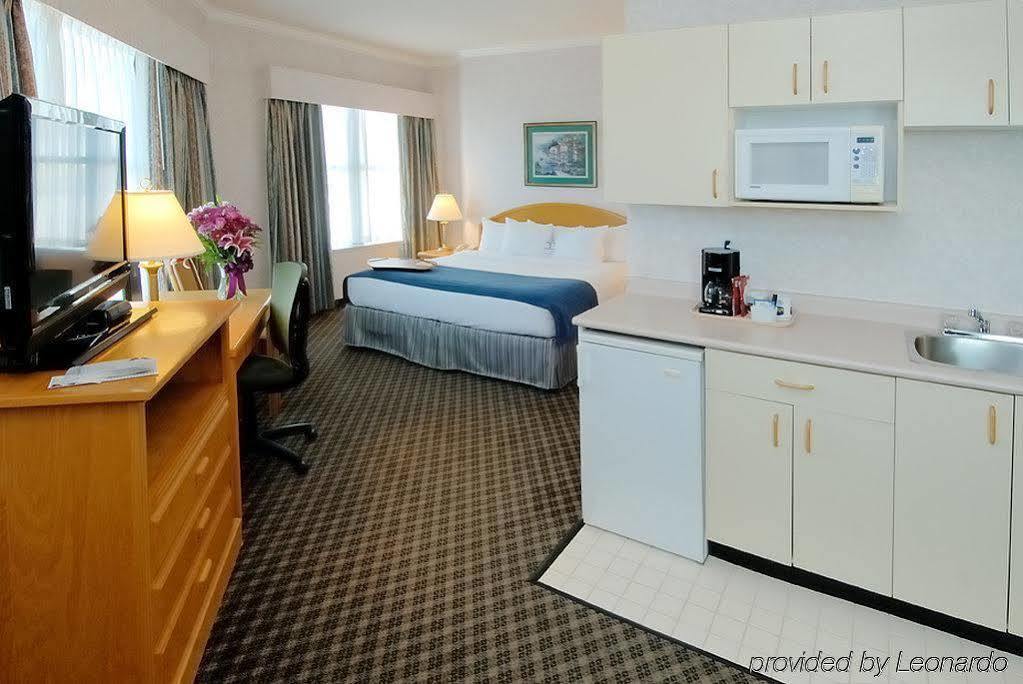 Best Western Plus Carlton Plaza Hotel Βικτώρια Δωμάτιο φωτογραφία