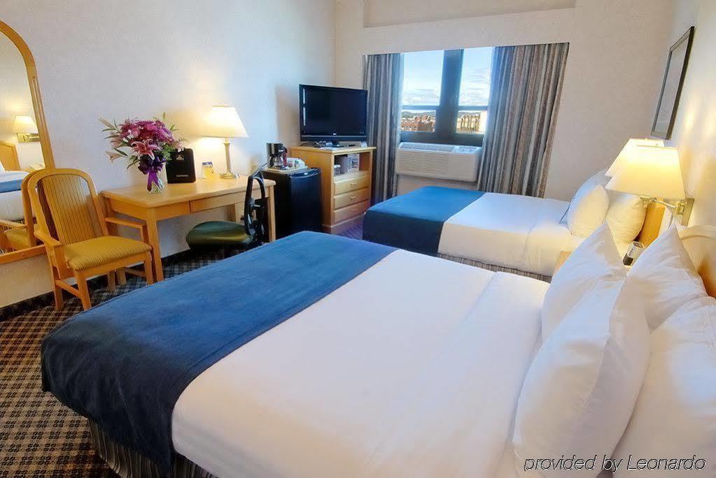 Best Western Plus Carlton Plaza Hotel Βικτώρια Δωμάτιο φωτογραφία