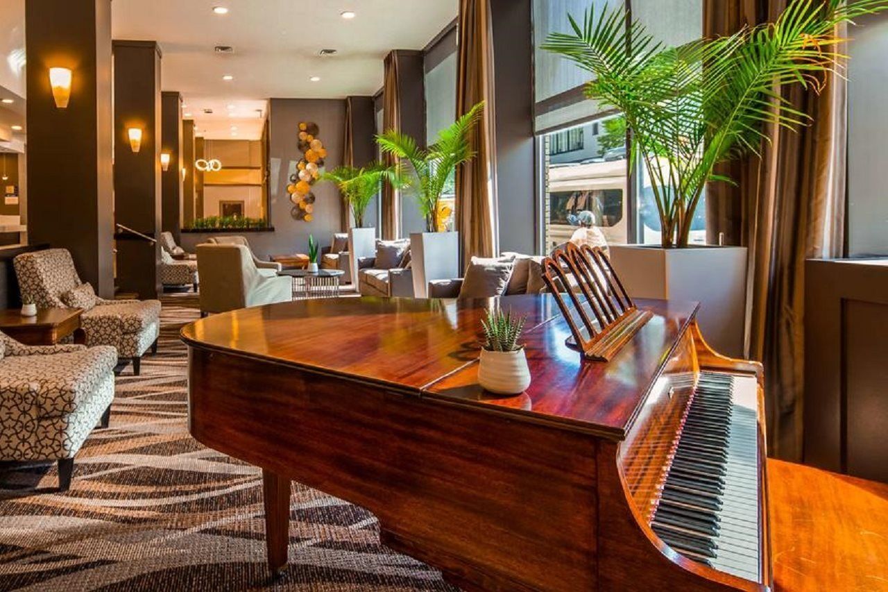 Best Western Plus Carlton Plaza Hotel Βικτώρια Εξωτερικό φωτογραφία